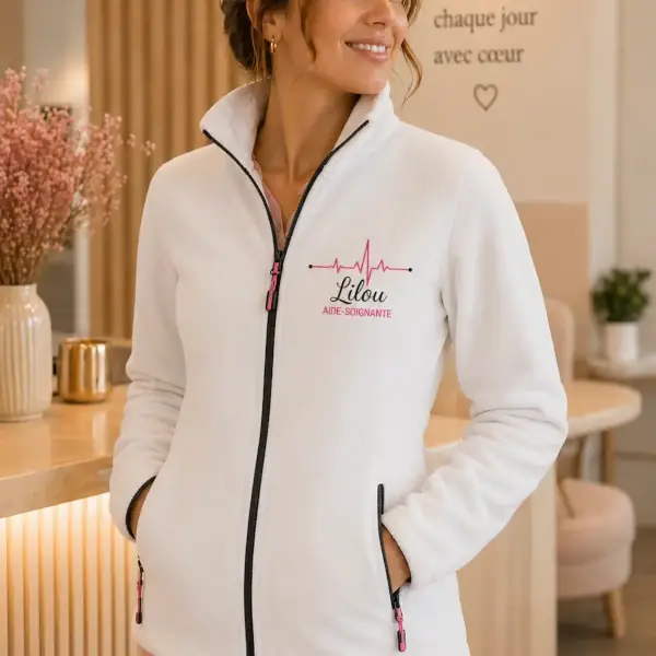 polaire personnalisée aide-soignante avec broderie prénom